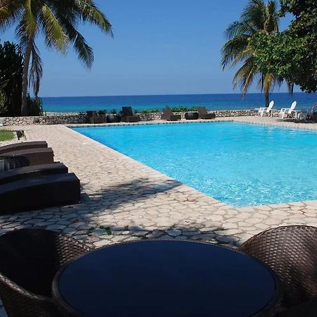 Luxury 2Br Home Facing Beach W/Pool Montego Bay #3 Exterior foto